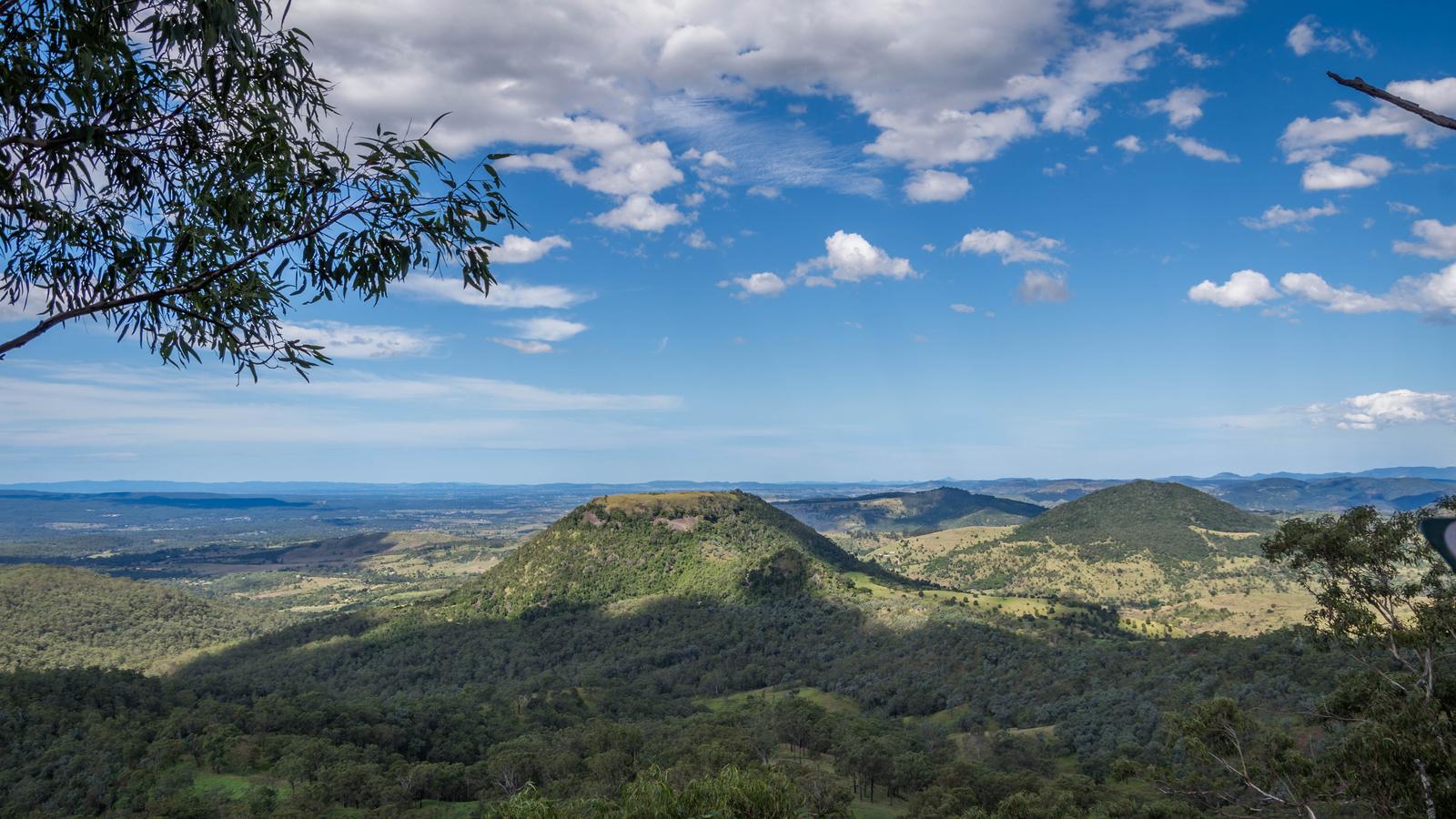 View from Picnic Point lookout across the Toowoomba range